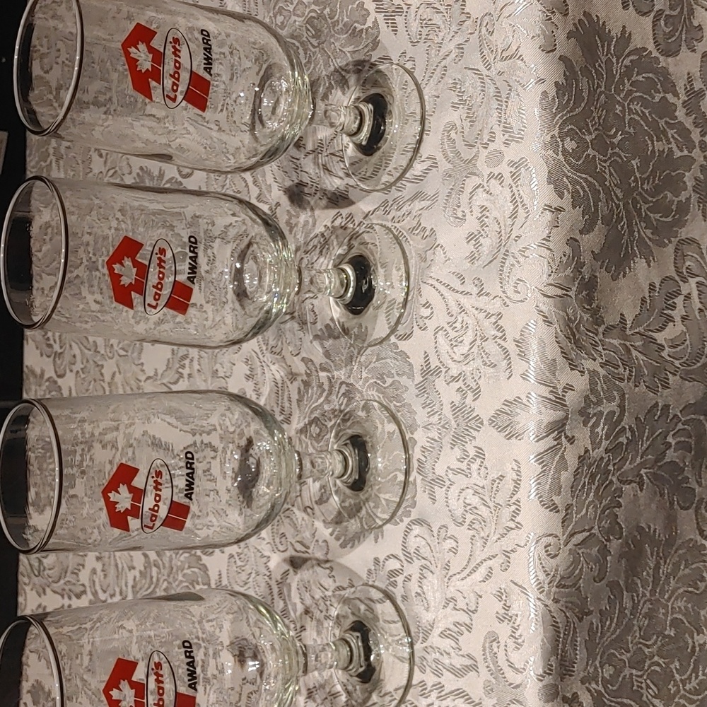 5/$20 4 Labatt's Award Stemmed Beer Glasses